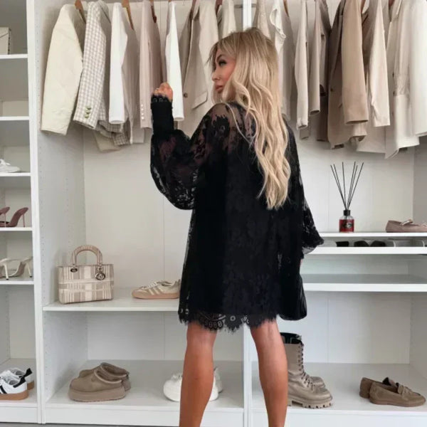 Eva | Mini Jurk met Strikhals